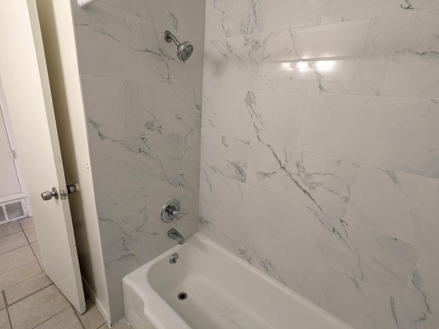 521 Palomas Drive SE, Albuquerque, NM 87108