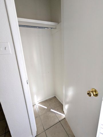 521 Palomas Drive SE, Albuquerque, NM 87108