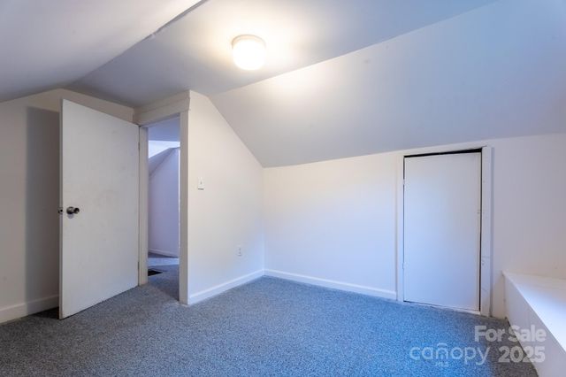 2901 N Shipp Avenue, Newton, NC 28658