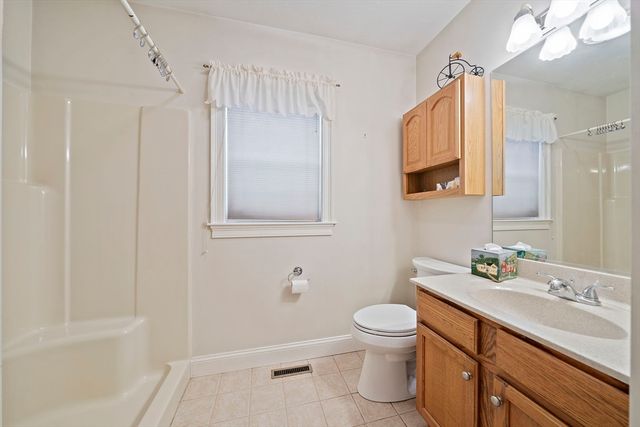 70 Papermill Rd 70, Wareham, MA 02576