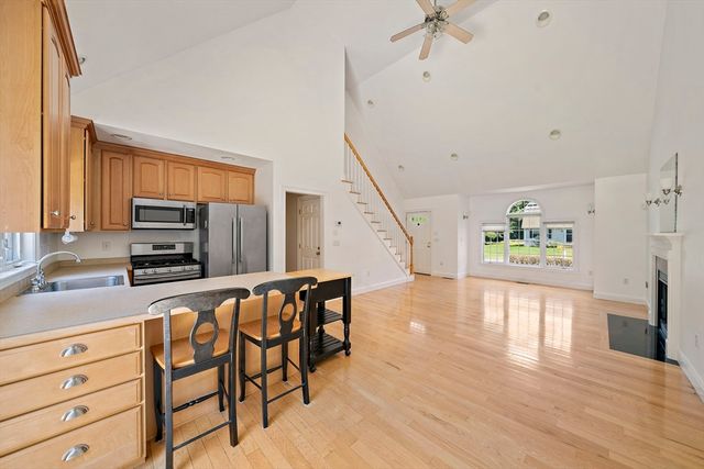70 Papermill Rd 70, Wareham, MA 02576