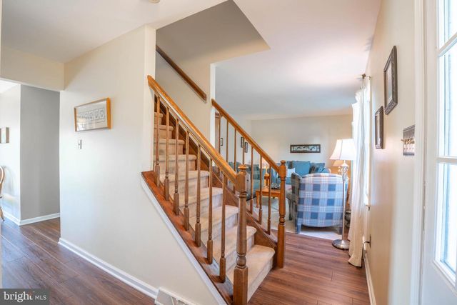 935 N ISLAND RD, Columbus, NJ 08022