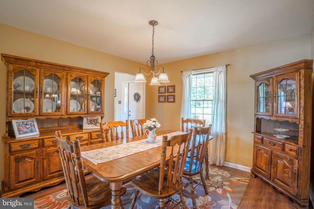 935 N ISLAND RD, Columbus, NJ 08022