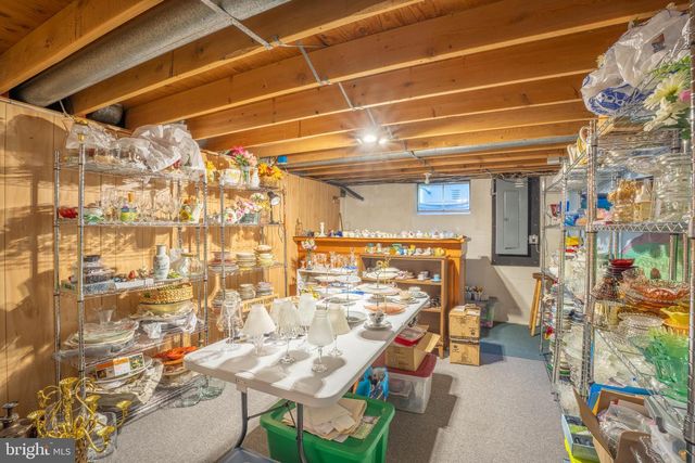 935 N ISLAND RD, Columbus, NJ 08022