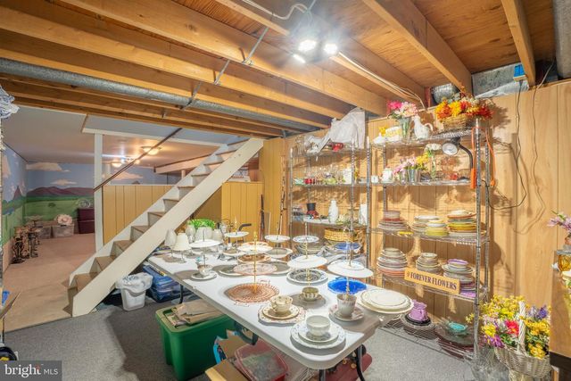 935 N ISLAND RD, Columbus, NJ 08022