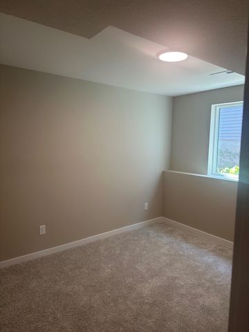 8805 63rd Street S, Cottage Grove, MN 55016