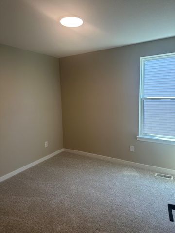 8805 63rd Street S, Cottage Grove, MN 55016