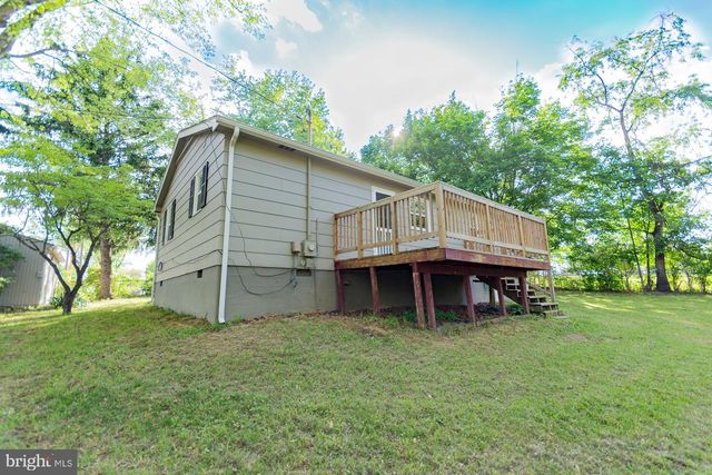 70 SEQUEST LN, Martinsburg, WV 25405