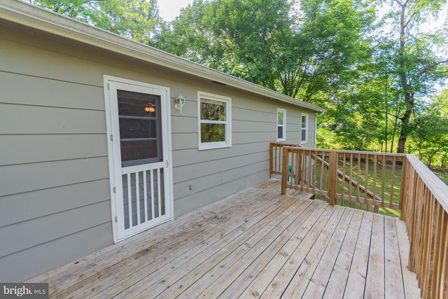 70 SEQUEST LN, Martinsburg, WV 25405