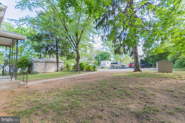 70 SEQUEST LN, Martinsburg, WV 25405