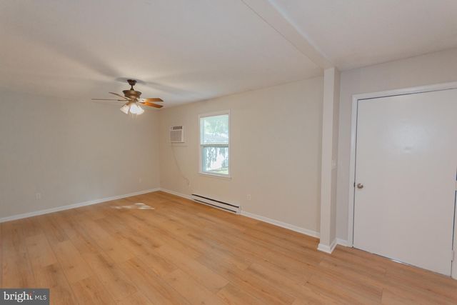 70 SEQUEST LN, Martinsburg, WV 25405
