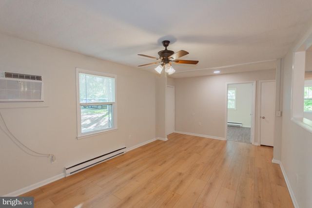 70 SEQUEST LN, Martinsburg, WV 25405