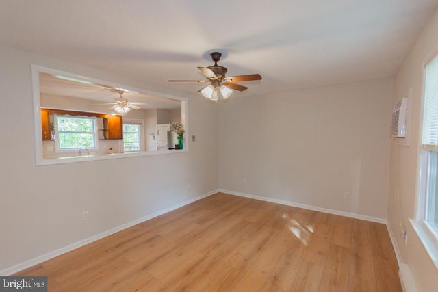 70 SEQUEST LN, Martinsburg, WV 25405