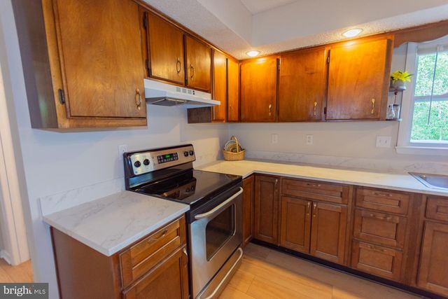 70 SEQUEST LN, Martinsburg, WV 25405