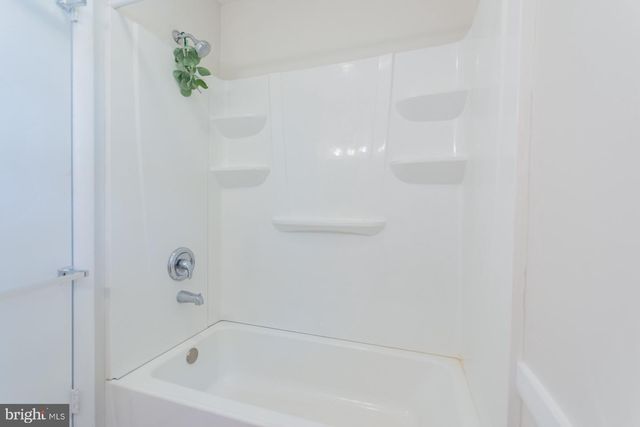 70 SEQUEST LN, Martinsburg, WV 25405