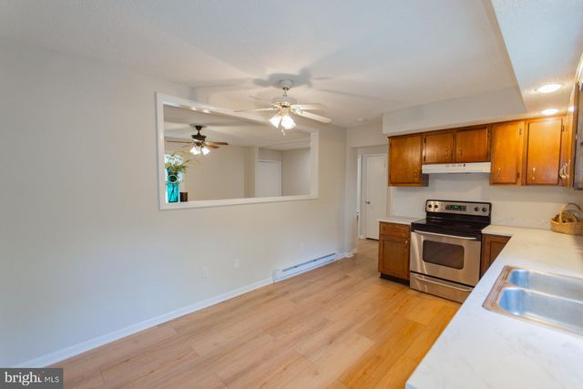 70 SEQUEST LN, Martinsburg, WV 25405