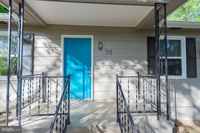 70 SEQUEST LN, Martinsburg, WV 25405