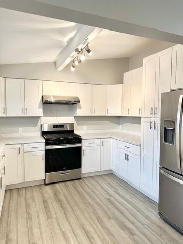 1864 Loyola Drive, San Jose, CA 95122