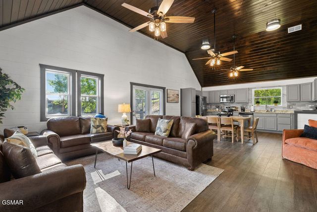 1608 Mitchell Farm Road, Sevierville, TN 37876