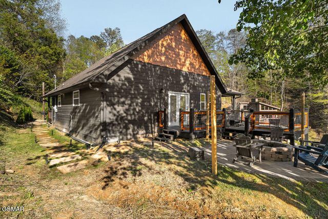 1608 Mitchell Farm Road, Sevierville, TN 37876