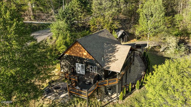 1608 Mitchell Farm Road, Sevierville, TN 37876