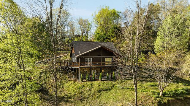 1608 Mitchell Farm Road, Sevierville, TN 37876