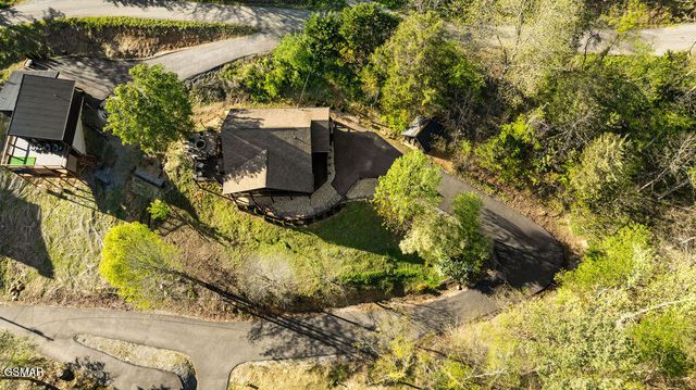 1608 Mitchell Farm Road, Sevierville, TN 37876