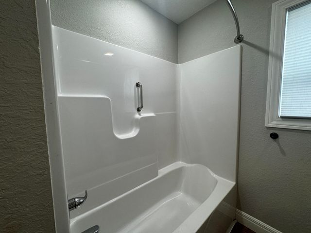 1048 6th Street, West Plains, MO 65775