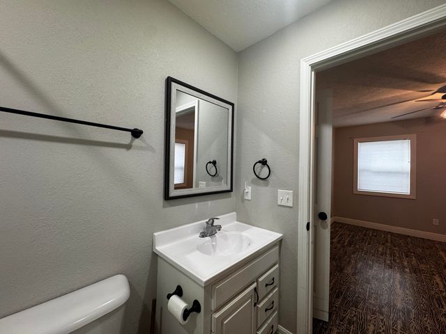 1048 6th Street, West Plains, MO 65775