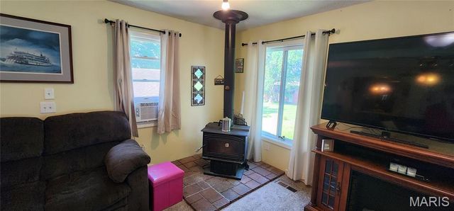 4999 College Avenue, Hannibal, MO 63401