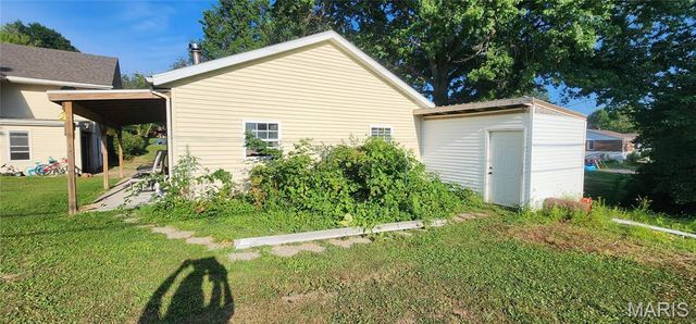 4999 College Avenue, Hannibal, MO 63401