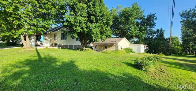 4999 College Avenue, Hannibal, MO 63401
