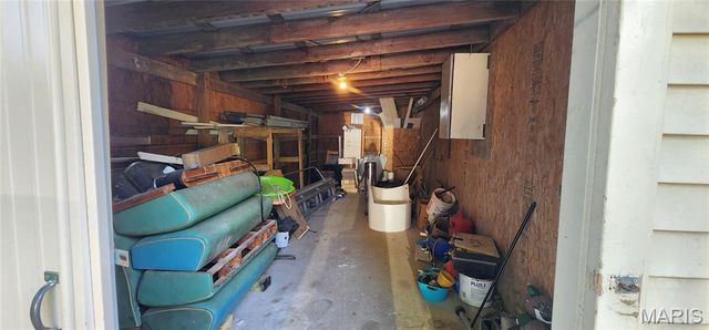 4999 College Avenue, Hannibal, MO 63401