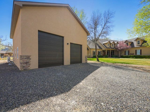 729 Curecanti Circle, Grand Junction, CO 81507