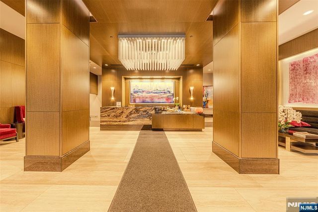 1200 Avenue At Port Imperial 516, Weehawken, NJ 07086