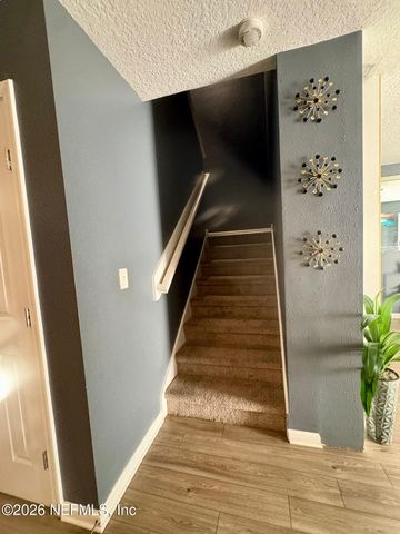 8441 MC GLOTHLIN Street, Jacksonville, FL 32210