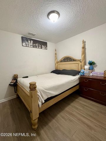 8441 MC GLOTHLIN Street, Jacksonville, FL 32210