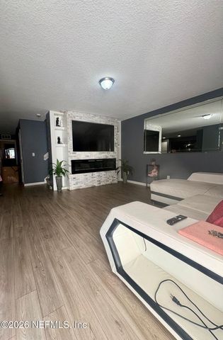 8441 MC GLOTHLIN Street, Jacksonville, FL 32210