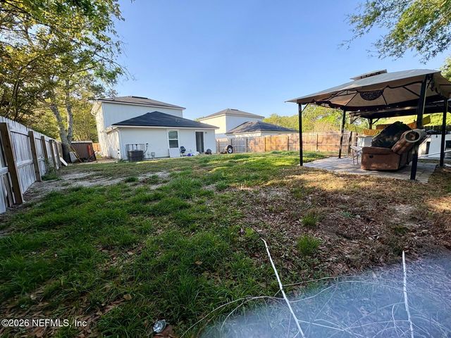 8441 MC GLOTHLIN Street, Jacksonville, FL 32210