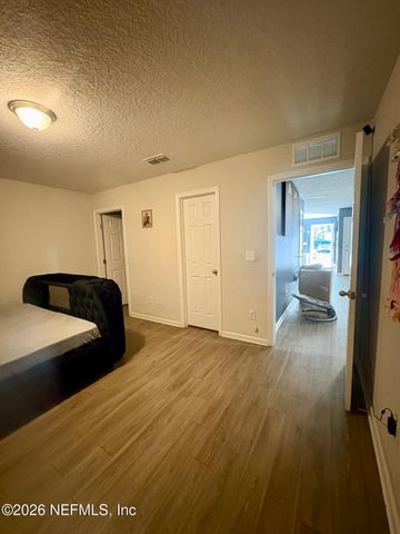 8441 MC GLOTHLIN Street, Jacksonville, FL 32210