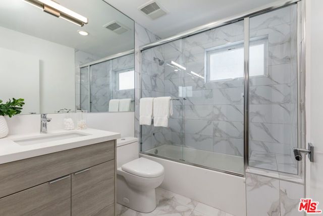 846 N Alta Vista Boulevard 106, Los Angeles, CA 90046