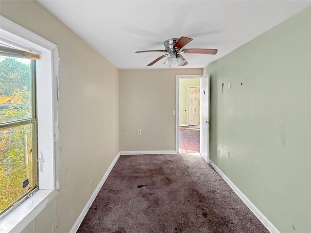 210 Park Street, Baytown, TX 77520