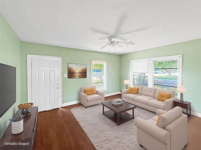 210 Park Street, Baytown, TX 77520