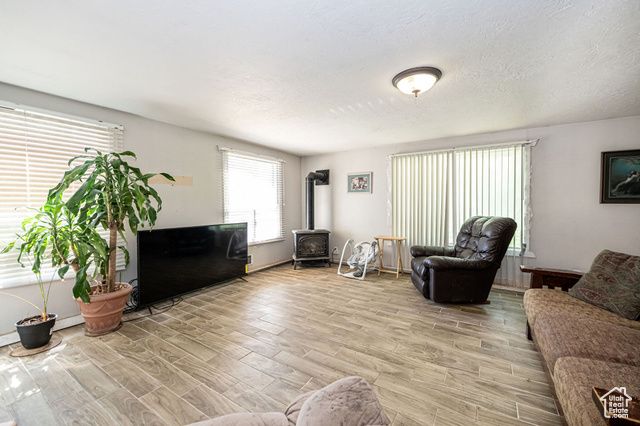 6794 E HIGHWAY 36, Preston, ID 83263