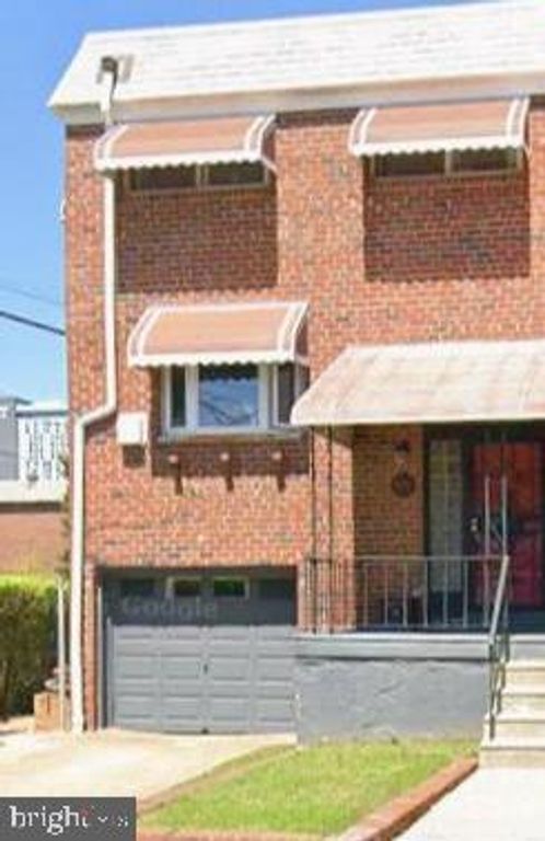 1135 W THOMPSON ST, Philadelphia, PA 19122