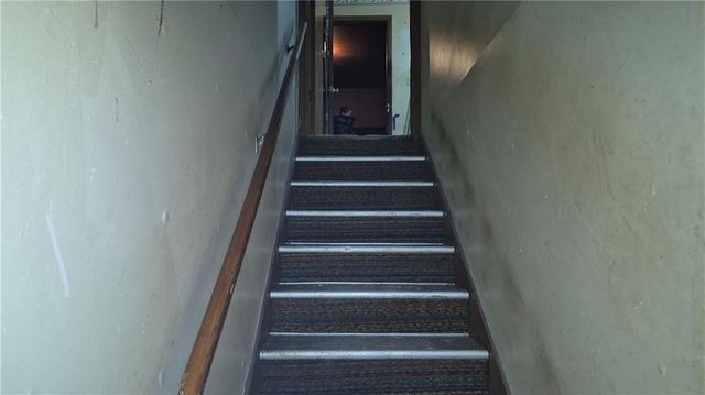 1905 S Broadway Street, Leavenworth, KS 66048