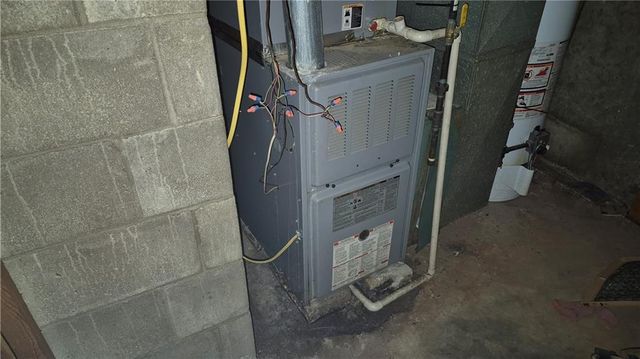 1905 S Broadway Street, Leavenworth, KS 66048