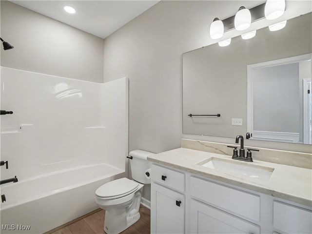 14655 Baywood Lane, Strongsville, OH 44136