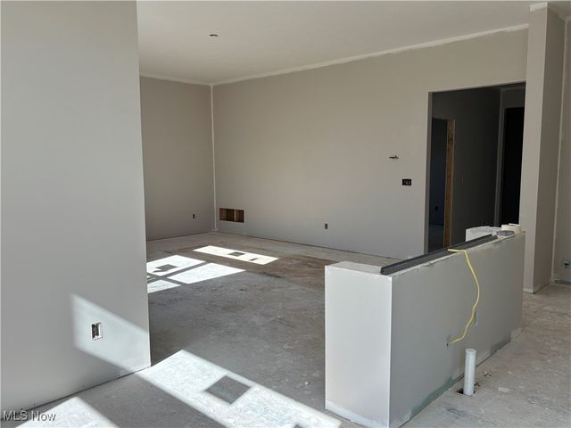 14644 Baywood Lane, Strongsville, OH 44136