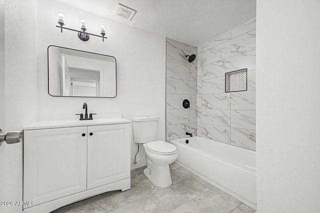 7254 W WOLF Street, Phoenix, AZ 85033